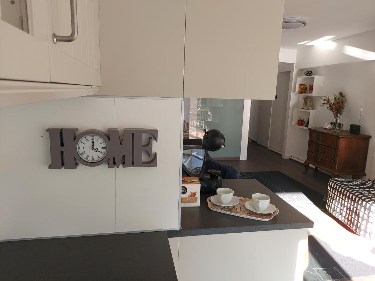 Ferienwohnung 2+2Szemelyes Apartman Kerttel Székesfehérvár Exterior foto