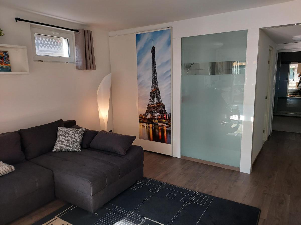 Ferienwohnung 2+2Szemelyes Apartman Kerttel Székesfehérvár Exterior foto