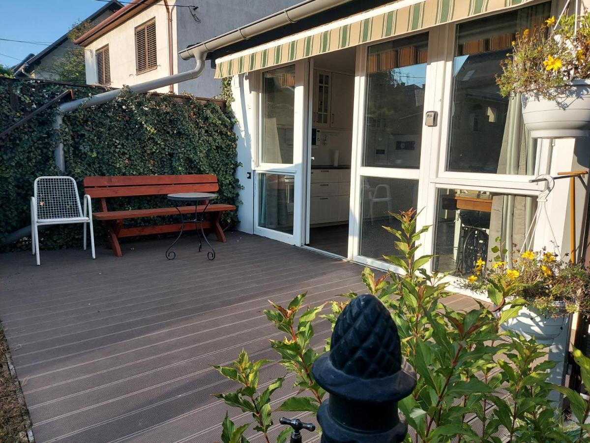 Ferienwohnung 2+2Szemelyes Apartman Kerttel Székesfehérvár Exterior foto